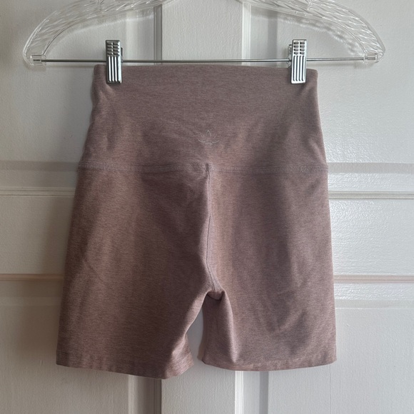 Beyond Yoga 5” Keep Pace shorts - Picture 6 of 10